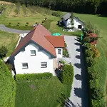 Pod Orehi - Hisa Na Podezelju - Razprseni Jeruzalem Slovenija Miklavz pri Ormozu