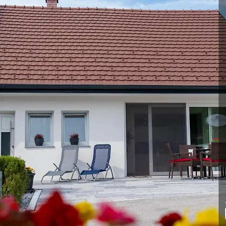 Pod Orehi - Hisa Na Podezelju - Razprseni Jeruzalem Slovenija Miklavz pri Ormozu