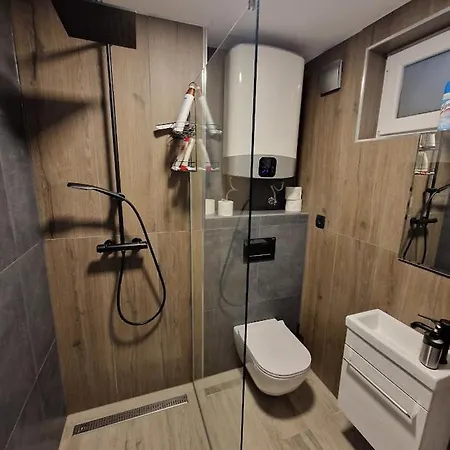 Feriehus Pod Orehi - Hisa Na Podezelju - Razprseni Jeruzalem Slovenija Miklavz pri Ormozu