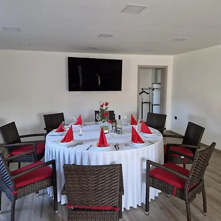 Pod Orehi - Hisa Na Podezelju - Razprseni Jeruzalem Slovenija Miklavz pri Ormozu