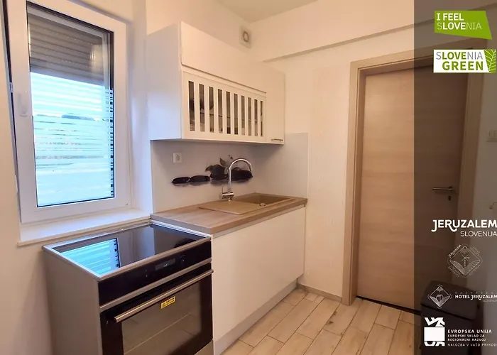 Casa de Férias Pod Orehi - Hisa Na Podezelju - Razprseni Jeruzalem Slovenija