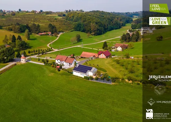 Pod Orehi - Hisa Na Podezelju - Razprseni Jeruzalem Slovenija