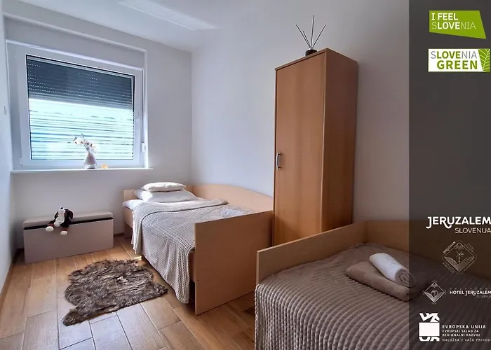 Pod Orehi - Hisa Na Podezelju - Razprseni Jeruzalem Slovenija Miklavz pri Ormozu