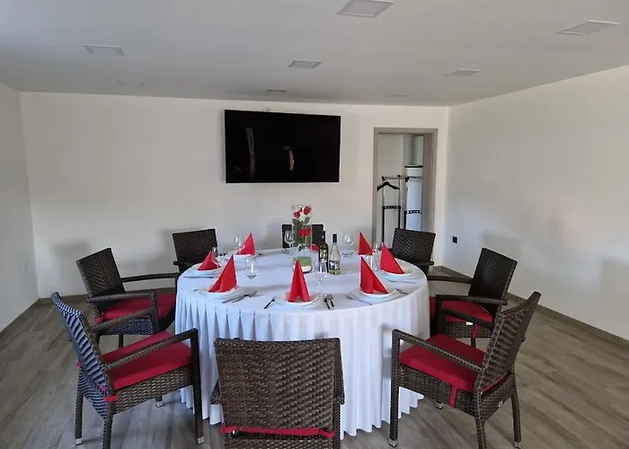 Pod Orehi - Hisa Na Podezelju - Razprseni Jeruzalem Slovenija Miklavz pri Ormozu